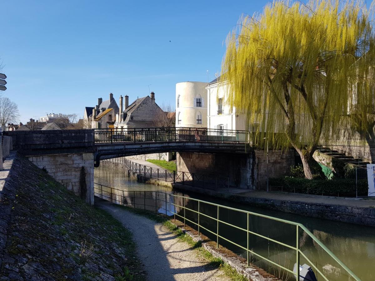 La Maison Virginie 1 A 2 Pers Charmant Hyper Centre- Cour- Parking- Linge- Fibre- Proximite Lac Canal Piscine Montargis Buitenkant foto