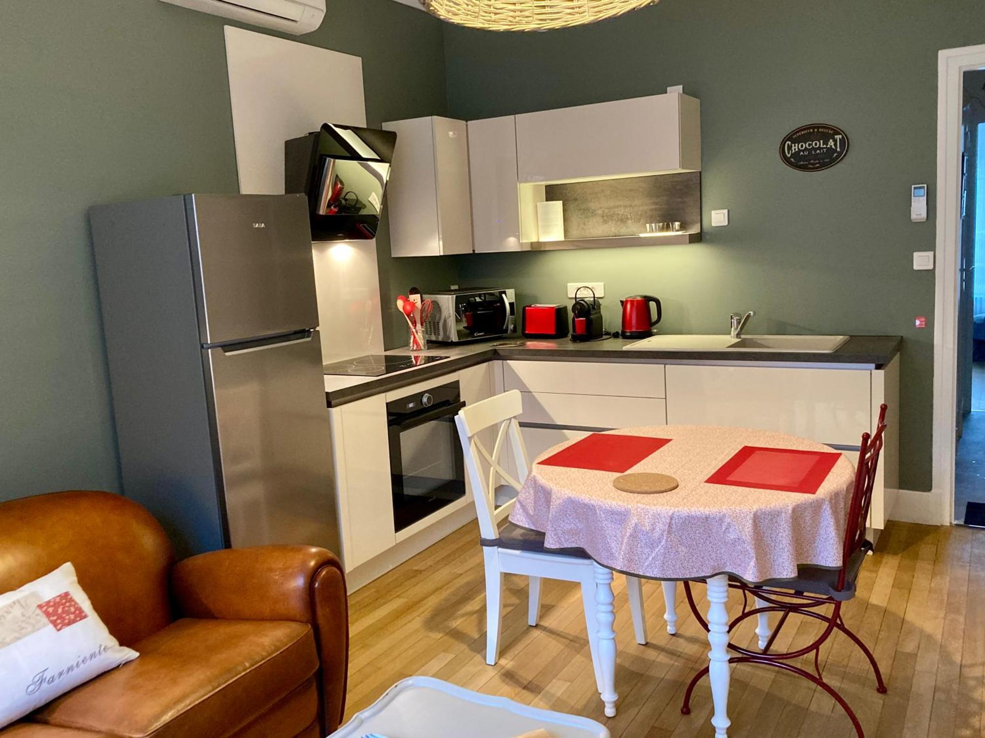 La Maison Virginie 1 A 2 Pers Charmant Hyper Centre- Cour- Parking- Linge- Fibre- Proximite Lac Canal Piscine Montargis Buitenkant foto